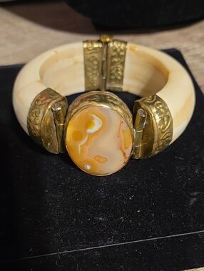 Vintage Chunky Carved Bone & Agate Cabochon Hinged Statement Bangle Bracelet